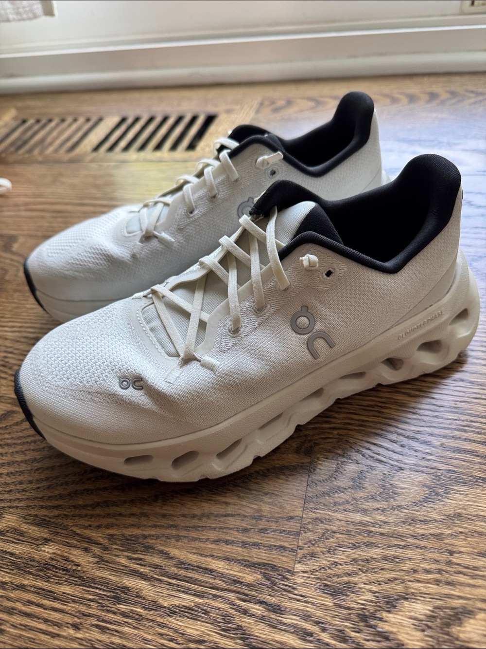 On Cloudtilt Running White and Black Sneakers - worn once - Picture 2 of 10